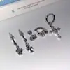 Brinco de Osso de Orelha de Diabo Cruzado Aço Titânio Doce Cool Cone Pontiagudo Brinco de Tarraxa Piercing Argola de Orelha Cruzada Personalizada Acessórios de Orelha