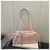 Bolso Bandolera de Verano Fresco, Gran Capacidad, Moderno, Dulce, de Lunares, 2026, Elegante, Nuevo, para el Trabajo, Bolso tipo Baguette para Debajo del Brazo para Mujer