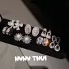 Joyas: Aretes de Flor de Iris Engastados a Mano con Adorno Completo de Diamantes, Alta Costura para Ropa de Noche, Juego de Aretes de Flor de Girasol con Diamantes Brillantes y Perlas