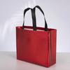 Bolsa de color láser tridimensional general al por mayor bolsa de embalaje de película publicitaria bolsa no tejida portátil en blanco