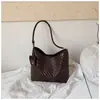 Bolso Tejido de Gran Capacidad a la Moda 2026 Nuevo Llegado de Verano Bolso de Axila Simple de Color Sólido Bolso de Hombro para Viajes Diarios