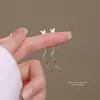Pendientes de Serie de Mariposas Estilo Bosque para Mujer Plata Pura S999 Ganchos de Oreja Simples Frescos Alambre de Oreja Versátil Moda Pendientes de Plata Pura