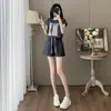 Conjunto Esportivo Casual Cinza Estilo Coreano Super Quente para Mulheres Verão Redutor de Idade Petite Estampa Manga Curta Shorts Conjunto de Duas Peças