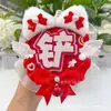 Qizhenkai Pingente de Crachá com Letra Única Tecido Não Tecido Produto Artesanal Suporte para Shows de Celebridades Ornamento Pendurado Refletivo