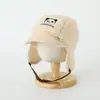 Gorro con Protección para los Oídos de Terciopelo de Cordero Engrosado Transfronterizo Dibujo Animado Panda Rojo Sombrero Lei Feng de Niños Sombrero de Bebé Otoño e Invierno S181