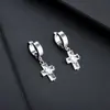 Aretes de Clip Cruzados de Circonia Transfronterizos para Hombres, Pendientes Cuadrados de Diamante de Imitación de Celebridad de Internet de Moda para Mujeres, Joyería de Acero de Titanio de Alta Gama