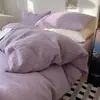 Estilo Ins Amigável à Pele Macio Cor de Chá com Leite Cobertura de Edredom de Gaze Dupla Camada Algodão Lavado Conjunto de Quatro Peças Roupa de Cama Conjunto de Três Peças