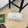 Bolsa Fashion de Bolinhas Personalizada para Mulheres, Novo Estilo Verão 2026, Bolsa de Ombro Exquisite para Trabalho e Deslocamento, Bolsa de Mão Quadrada Pequena