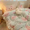 Conjunto de Roupa de Cama Fofo de Lã de Leite Quatro Peças Inverno Plush Dupla Face Capa de Edredom Lençol de Fleece Coral Conjunto de Três Peças para Dormitório