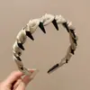 Diadema Estilo Chanel para Mujer 2026 Modelo Nuevo, Pinza para el Cabello de Lujo Ligero de Gama Alta, Accesorio para el Cabello Elegante y con Estilo