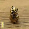 Nuevo Colgante Llavero de Cerdo Duro de Latón Vintage DIY Cuero Equipaje Colgante Regalos al por Mayor