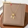 Colar de borla de diamante com esmalte de gota de luxo leve estilo francês microincrustado para mulheres, corrente de clavícula doce de dopamina da moda de alta qualidade