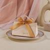 Caja de dulces de compromiso portátil mediana color champán caja de dulces triangular para boda anillo de madera regalo de mano hilo cola de pez caja vacía de dulces