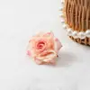 Cabeças de flores artificiais de rosa de canto estilo francês altamente realistas para novos arranjos florais estilo chinês, fundos de banquetes e decorações fotográficas para redes sociais