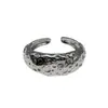 JZ64 design de nicho de meteorito anel aberto de prata S925 textura irregular de meteorito estilo ins vento frio feminino