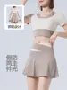 Falda deportiva de dos piezas de secado rápido para mujer, de manga corta, para correr, fitness, yoga, baile, entrenamiento, estilo verano