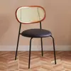 Silla de comedor de ratán de imitación nórdica para uso doméstico, estilo vintage de lujo ligero, popular en comunidades en línea, adecuada para restaurantes de alquiler vacacional, respaldo de ratán tejido retro, silla de hotel estilo americano