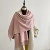Cachecol outono e inverno Tory Burch, xale feminino, xale quente geométrico de imitação de cashmere, xale de cashmere para usar por cima da roupa