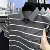 Nova camisa polo masculina de manga curta de verão, adequada para pais de meia-idade e idosos, com gola de lapela, respirável, listrada, camiseta masculina versátil