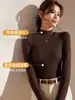 Top de capa base con cuello semi-alto engrosado de terciopelo para mujer, ropa interior, nuevo estilo otoño e invierno 2026, tacto de alta gama, lana de cordero, se puede usar como prenda exterior