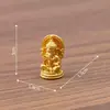 Mini santuário indiano apresentando a divindade Ganesha, uma figura fofa, acessórios de decoração DIY e um pequeno ornamento de mesa