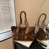 Colección Otoño 2026: Diseño Único, Color Sólido, Estilo Relajado Bolso Axila para el Trabajo y los Viajes, Bolso de Hombro Casual y Moderno