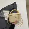 Bolsas Tejidas a Mano para Mujer 2026 Nuevo Primavera y Verano Bolsos Súper Populares Bolso Cubo Bandolera con Cadena Bolso de Hombro para Vacaciones