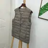 Colete de Penas Leve para Mulheres, Novo Estilo Outono e Inverno, Tamanho Grande, Moda Transfronteiriça Versátil Colete Sem Mangas