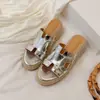 En stock~Sandalias de cuña estilo Ruth para mujer, que aumentan la altura 6 cm, modelo nuevo verano 2026, sandalias de suela gruesa con forma de H