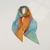 Bufanda Larga Delgada de Gasa y Seda de Nuevo Estilo Primavera y Otoño para Mujer, Bufanda Larga Delgada a Cuadros Florales de Estilo Francés con un Toque de Alta Gama, Se Puede Usar como Decoración de Cinturón