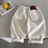 Pantalones Rectos Forrados de Felpa para Niños 2025 Otoño e Invierno Marca de Moda Pantalones Largos Forrados de Felpa Estampado de Letras para Bebé Pantalones Rectos Integrados de Felpa Venta al por Mayor