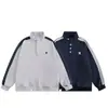 Moletom casual masculino patchwork retrô americano de outono e inverno com gola alta, uma peça de outer wear estilosa e de caimento solto com detalhes exclusivos de patchwork e bordados, perfeita para homens jovens