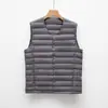 Chaleco de plumón para hombre Pinghu Otoño e Invierno Chaqueta ligera de plumón Forro de chaqueta con cuello redondo en V Color liso Talla grande Chaleco