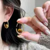 Brincos vintage em formato de gota de olho de tigre para mulheres, argolas douradas de alta qualidade e luxuosas, estilo Melard para outono e inverno, brincos atmosféricos
