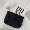 Bolsa de Cosméticos para Mujer de Gran Capacidad Portátil Sensorial de Alto Nivel Bolsa de Almacenamiento de Flores Popular en Internet Estilo Ins Bolsa de Almacenamiento Bolsa de Tocador