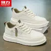 Tênis Masculino Warrior 2026 Modelo Novo de Primavera Versátil Tendência Casual Couro Sola Grossa Tênis Branco Tênis de Skate Masculino