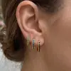 Atacado de fábrica brincos de círculo banhados a ouro de cobre 18K Vento frio INS levemente incrustados com zircônio colorido design redondo fivela de orelha tendência