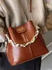 Bolso de Cubo Casual de Gran Capacidad 2025 Invierno Nuevo Estilo Coreano Bolso de Hombro Único Cruzado Bolso de Aspecto Caro Estilo Occidental para Mujer
