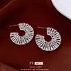 Pendientes Redondos Huecos con Aguja de Plata Electrochapada en Oro Real de 18K Estilo Europeo y Americano Pendientes Versátiles Pendientes de Moda Únicos Nicho