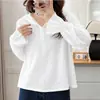 Camisa de Encaje con Capucha de Manga Larga de Uso Rudo Estilo Francés para Mujer, Modelo Nuevo Primavera y Otoño 2026, Top Camiseta Base Interior Único y Súper Elegante