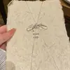 Colar com Pingente de Laço Simples Nicho Versátil Corrente para Clavícula Alta Qualidade Temperamento Moda Joias Atacado Mulheres