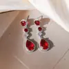 Pendientes de Moda Europeos y Americanos Versátiles Largos Ovalados Forma de Gota Borla Pendientes Aleación Elegantes Artísticos Pendientes de Diamante para Mujeres