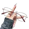 Gafas de Aumento Retro Pequeñas y Elegantes, Lentes Planos Azules Bloqueadores de Luz, Monturas de Metal para Mujer, Aspecto Natural de Alta Gama