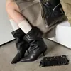 Botas retro apiladas con flecos para mujer, botas de moda de tacón de aguja color café a media pantorrilla, nuevas botas versátiles de otoño, botas de tacón de aguja para mujer