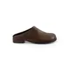 Zapatillas de casa de uva mismo estilo puntera cerrada para mujer con tacones gruesos versátiles zapato pequeño de cuero para persona perezosa zapatos tabi de punta dividida mules zapatillas de media casa
