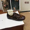 Zapatillas de entrenamiento alemanas versátiles de suela plana, nueva colección de otoño 2026, estilo popular, ligeras, de suela blanda, cómodas para usar todo el día, zapatos casuales