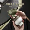 Xícara de Chá de Cerâmica Yue Kiln de Pé Alto com Esmalte Secreto das Dinastias Tang e Song para Uso Doméstico, Conjunto de Chá de Cerâmica Vintage, Xícara de Degustação, Xícara de Mestre, Xícara Única