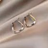 Estilo Ins Pendientes de Aro Cuadrados Lisos Creativos Hebilla de Oreja Retro Elegante Simple Francesa Tendencia de Pendientes Pequeños Nuevos 2025