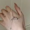 Colar de Prata Esterlina S925 com Pingente de Franja de Pérola Redonda Transparente Branca Fresco e Simples Estilo Coreano para Mulheres, Luxo Leve, Acessório Novo Único e Versátil