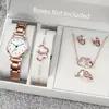 Popular Set de Reloj y Joyería para Mujer, Elegante y a la Moda, Reloj con Diseño de Corazón Hueco, Anillo Incrustado con Diamantes, Collar, Pulsera y Aretes